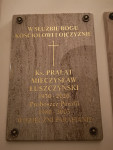 2021.11.16 - Odsłonięcie tablicy Prałata Mieczysława Łuszczyńskiego