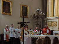 Wielki Piątek - Liturgia Męki Pańskiej
