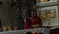 Wielki Piątek - Liturgia Męki Pańskiej