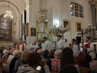 Wielki Piątek - Liturgia Męki Pańskiej